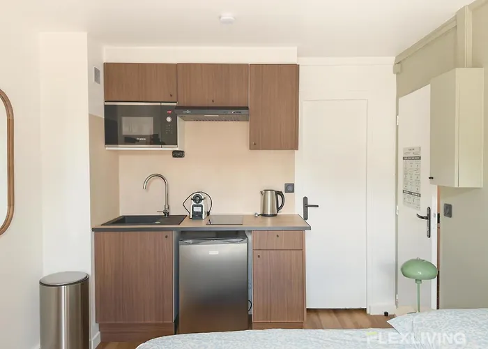 아파트 Charming 16m In 20 With Shared Terrace *